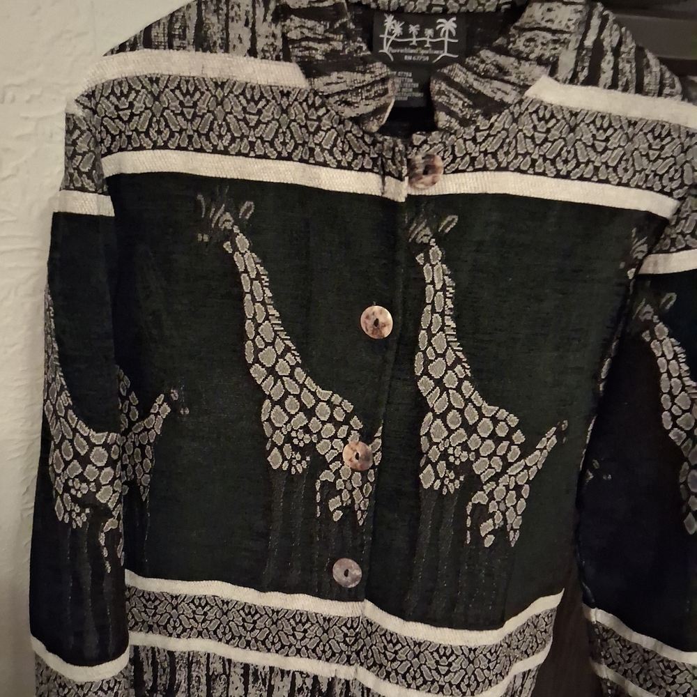 Elegant Black and White Giraffe Print Blazer